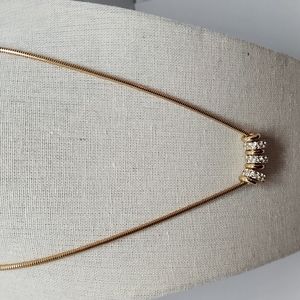 C 1946 Gold Tone Necklace